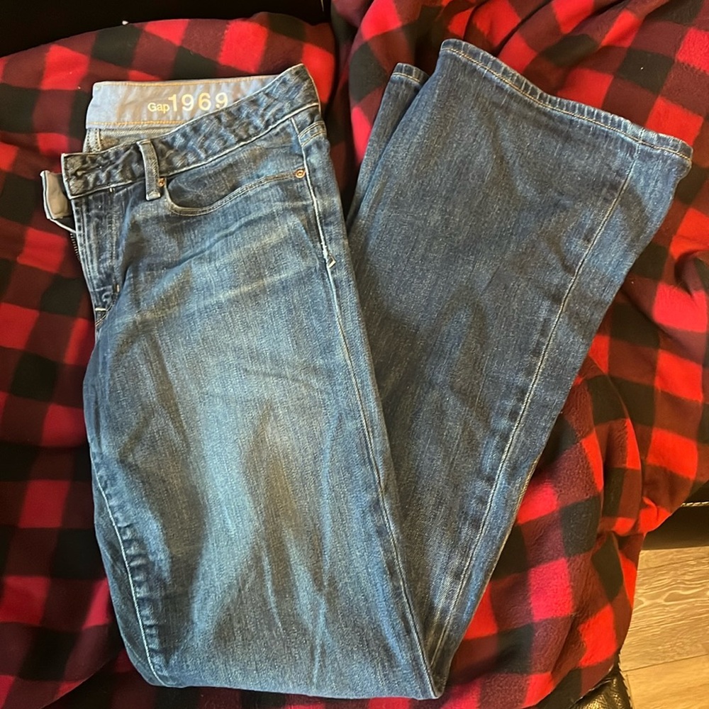 Early 2000s Low Rise Gap Sexy Bootcut Jeans - size 10